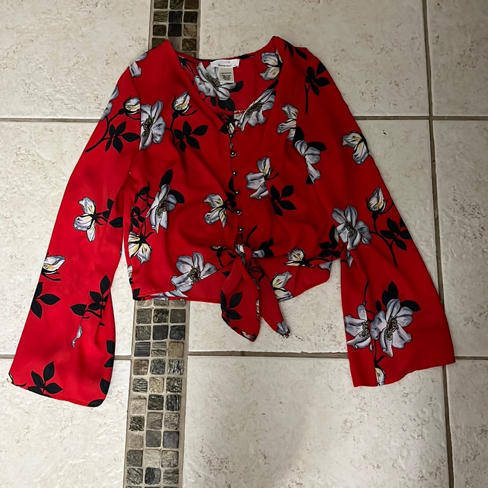Cropped floral top
